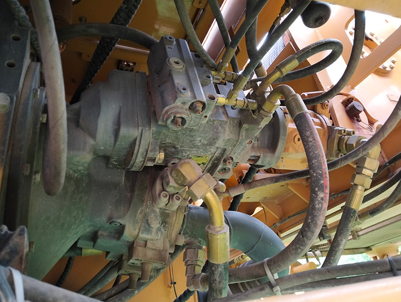 Гусеничный кран XCMG XGC150-IA 150ton crawler crane price: фото 6