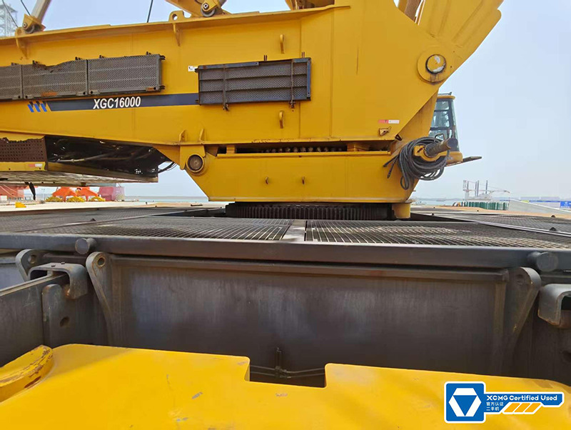 Гусеничный кран XCMG XGC16000 1250 ton 2020 used mobile crawler crane price: фото 6 Гусеничный кран XCMG XGC16000 1250 ton 2020 used mobile crawler crane price: фото 6