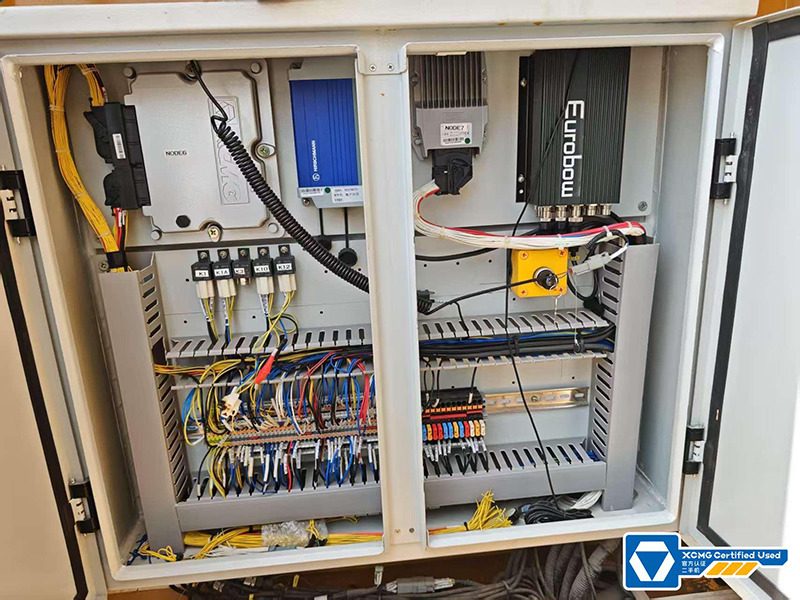 Гусеничный кран XCMG XGC16000 1250 ton 2020 used mobile crawler crane price: фото 7 Гусеничный кран XCMG XGC16000 1250 ton 2020 used mobile crawler crane price: фото 7