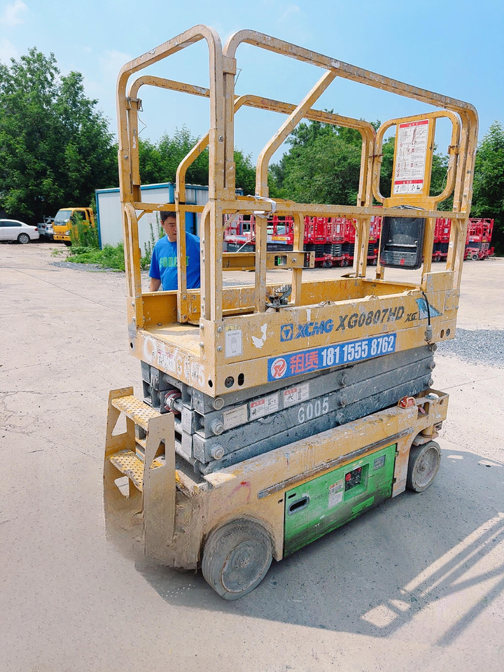 XCMG battery 8m used scissor lift XG0807HD-Li for sale - Ножничный подъемник: фото 3 XCMG battery 8m used scissor lift XG0807HD-Li for sale - Ножничный подъемник: фото 3