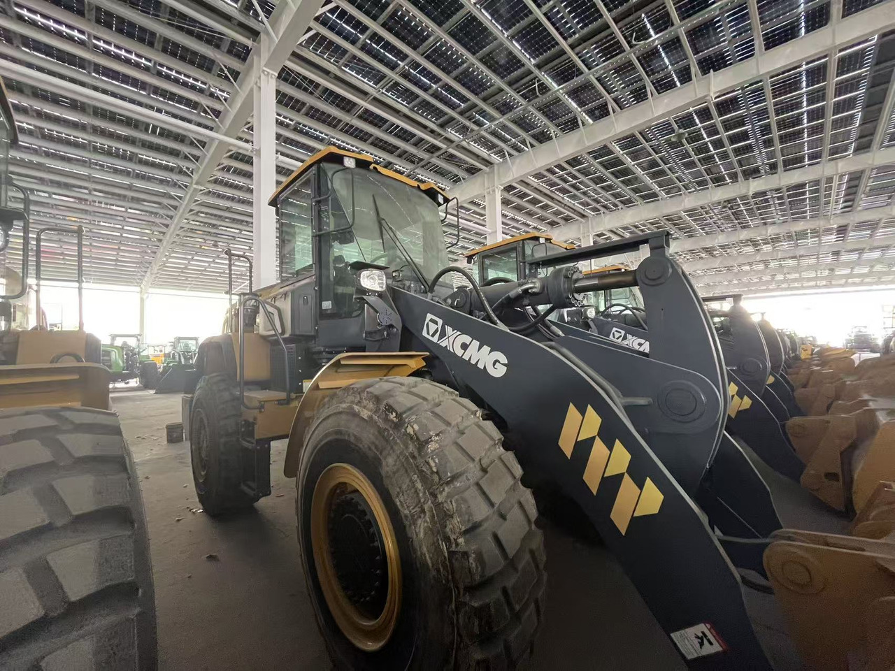 XCMG official XC948 4.5ton wheel loader hydraulic with diesel engine in stock в лизинг XCMG official XC948 4.5ton wheel loader hydraulic with diesel engine in stock: фото 7 XCMG official XC948 4.5ton wheel loader hydraulic with diesel engine in stock в лизинг XCMG official XC948 4.5ton wheel loader hydraulic with diesel engine in stock: фото 7