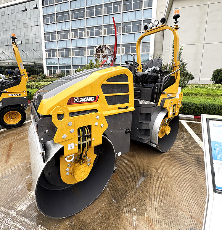 XCMG official XD140 4 ton mini light road roller price - Каток тротуарный: фото 3 XCMG official XD140 4 ton mini light road roller price - Каток тротуарный: фото 3