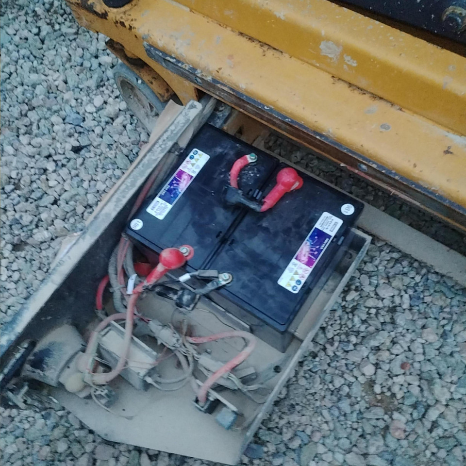 XCMG scissor lift 6m hydraulic Self-propelled scissor lift machine price - Ножничный подъемник: фото 2 XCMG scissor lift 6m hydraulic Self-propelled scissor lift machine price - Ножничный подъемник: фото 2