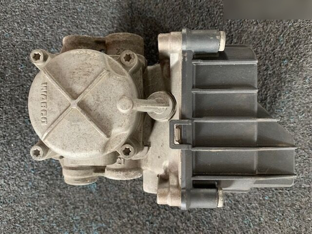 1867005   DAF XF 106 truck - Тормозной клапан для Грузовиков: фото 4 1867005   DAF XF 106 truck - Тормозной клапан для Грузовиков: фото 4