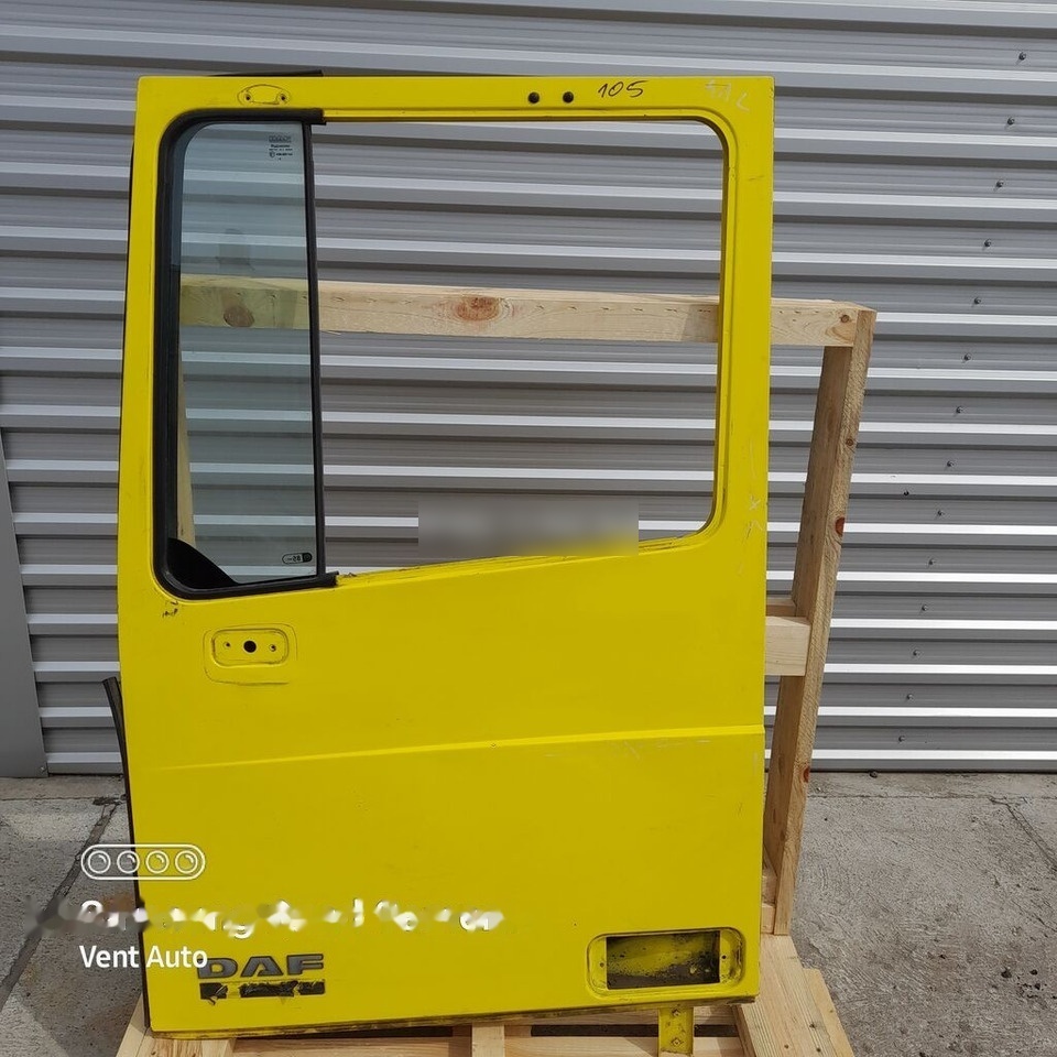 DAF XF 105 DAF LEWE truck - Дверь и запчасти для Грузовиков: фото 1 DAF XF 105 DAF LEWE truck - Дверь и запчасти для Грузовиков: фото 1