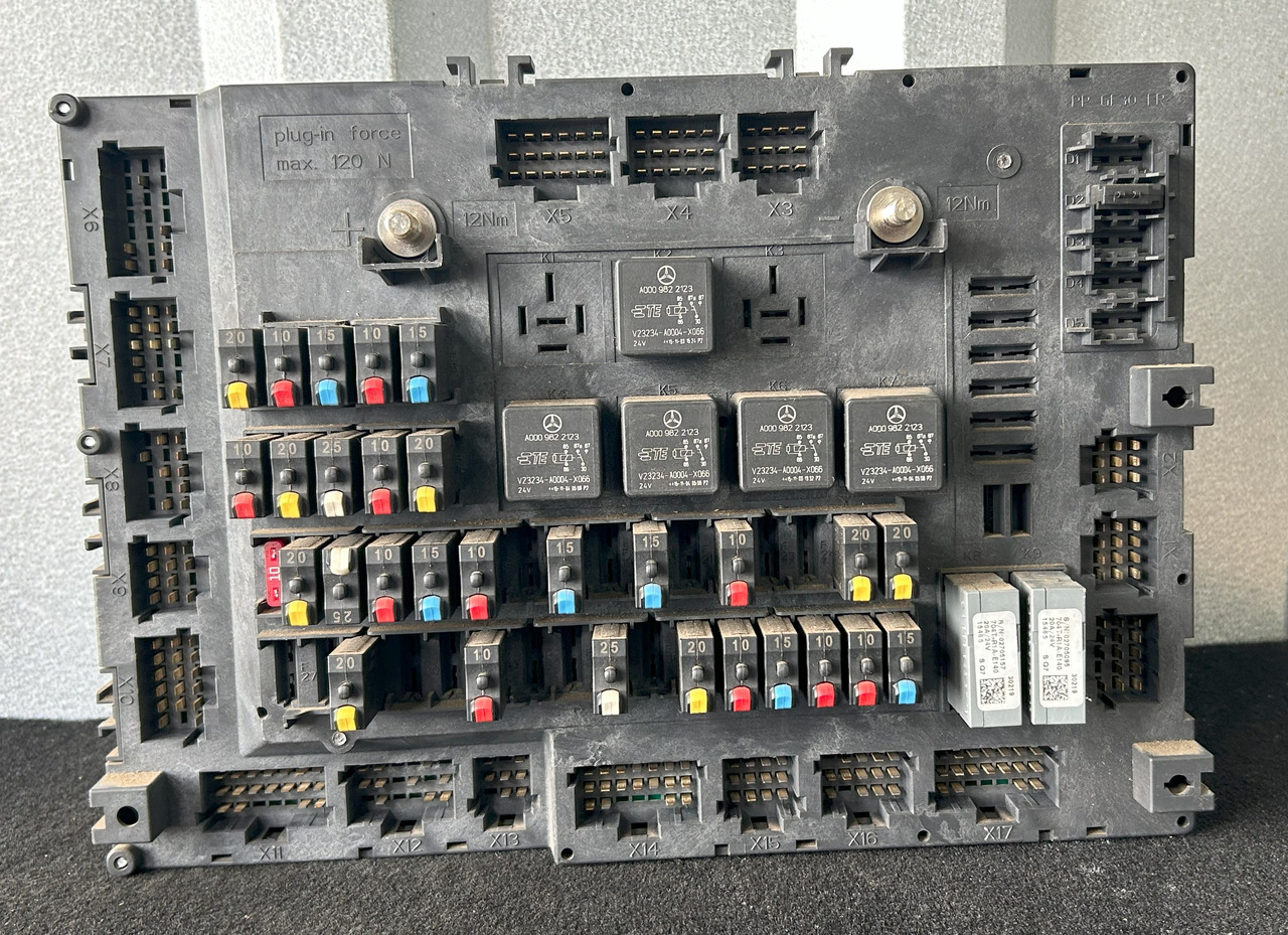 MERCEDES AROCS MP4 A FUSE MODULE SAM - Предохранитель: фото 3 MERCEDES AROCS MP4 A FUSE MODULE SAM - Предохранитель: фото 3
