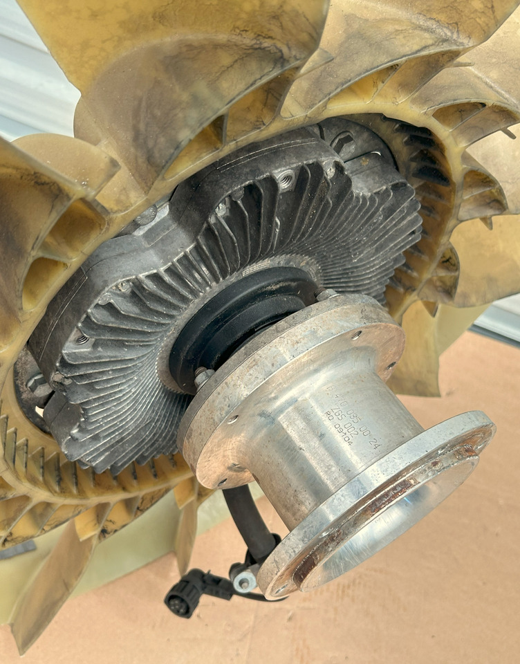 MERCEDES-BENZ VISCOT CLUTCH + FAN ACTROS MP4 - Вентилятор для Грузовиков: фото 4 MERCEDES-BENZ VISCOT CLUTCH + FAN ACTROS MP4 - Вентилятор для Грузовиков: фото 4