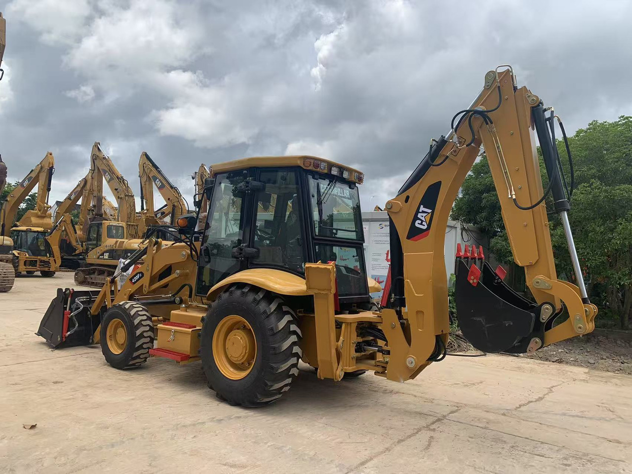 Caterpillar 420F, 420F2 Backhoe Loader with Telescopic Boom - Экскаватор-погрузчик: фото 3 Caterpillar 420F, 420F2 Backhoe Loader with Telescopic Boom - Экскаватор-погрузчик: фото 3
