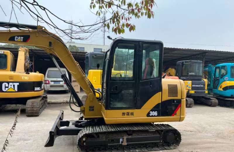 Caterpillar 6 ton Excavator CAT 306 Used Condition - Гусеничный экскаватор: фото 4 Caterpillar 6 ton Excavator CAT 306 Used Condition - Гусеничный экскаватор: фото 4