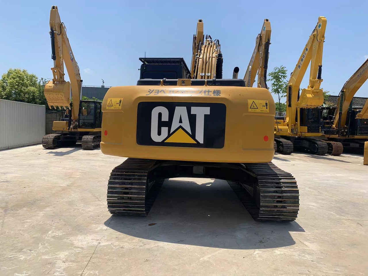 Caterpillar Excavator 320, 323 with Mechanical Engine Mitsubishi S6K - Гусеничный экскаватор: фото 5 Caterpillar Excavator 320, 323 with Mechanical Engine Mitsubishi S6K - Гусеничный экскаватор: фото 5