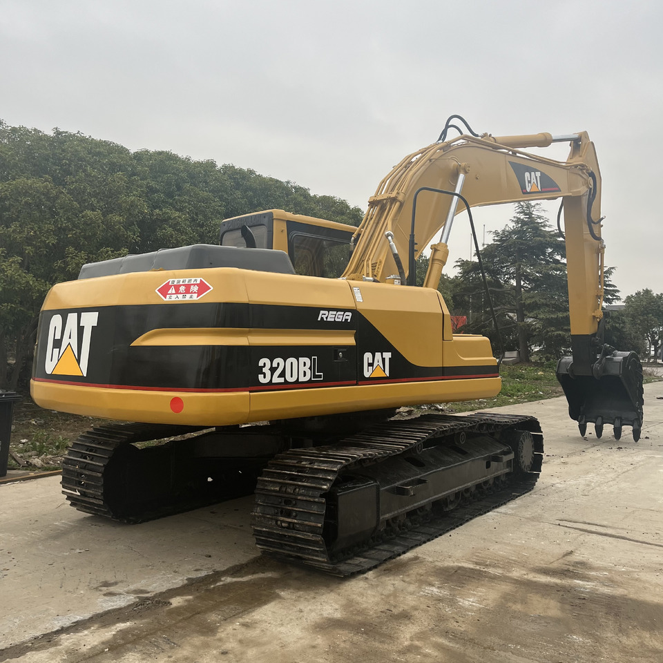 Caterpillar Well-Maintained Used Caterpillar 320BL Hydraulic Excavator 138 HP 1.0 m³ Bucket 6.6m Digging Depth - Гусеничный экскаватор: фото 1 Caterpillar Well-Maintained Used Caterpillar 320BL Hydraulic Excavator 138 HP 1.0 m³ Bucket 6.6m Digging Depth - Гусеничный экскаватор: фото 1