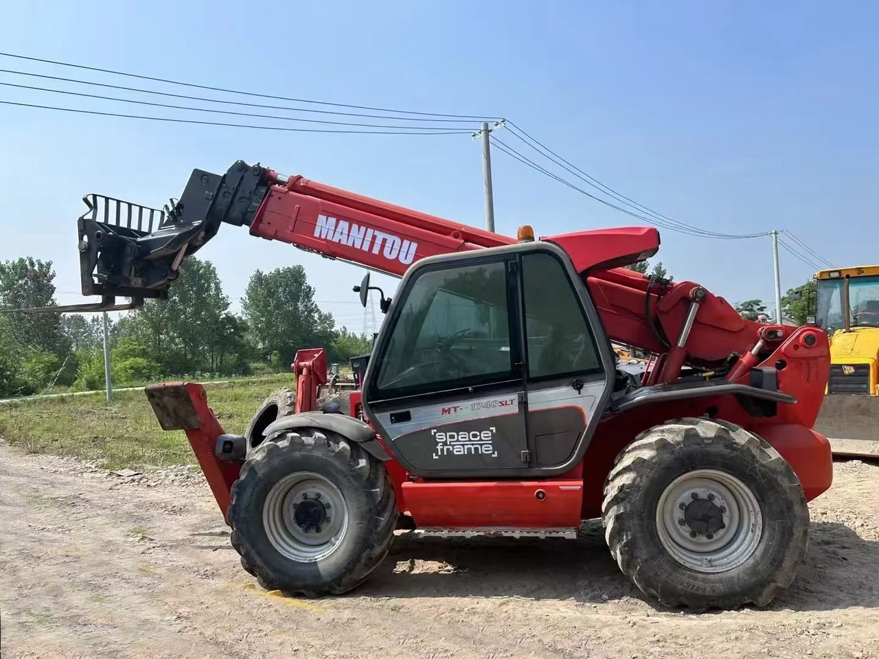 MANITOU MT-X1740 Telescopic Forklift 17m Boom Length - Телескопический погрузчик: фото 1 MANITOU MT-X1740 Telescopic Forklift 17m Boom Length - Телескопический погрузчик: фото 1