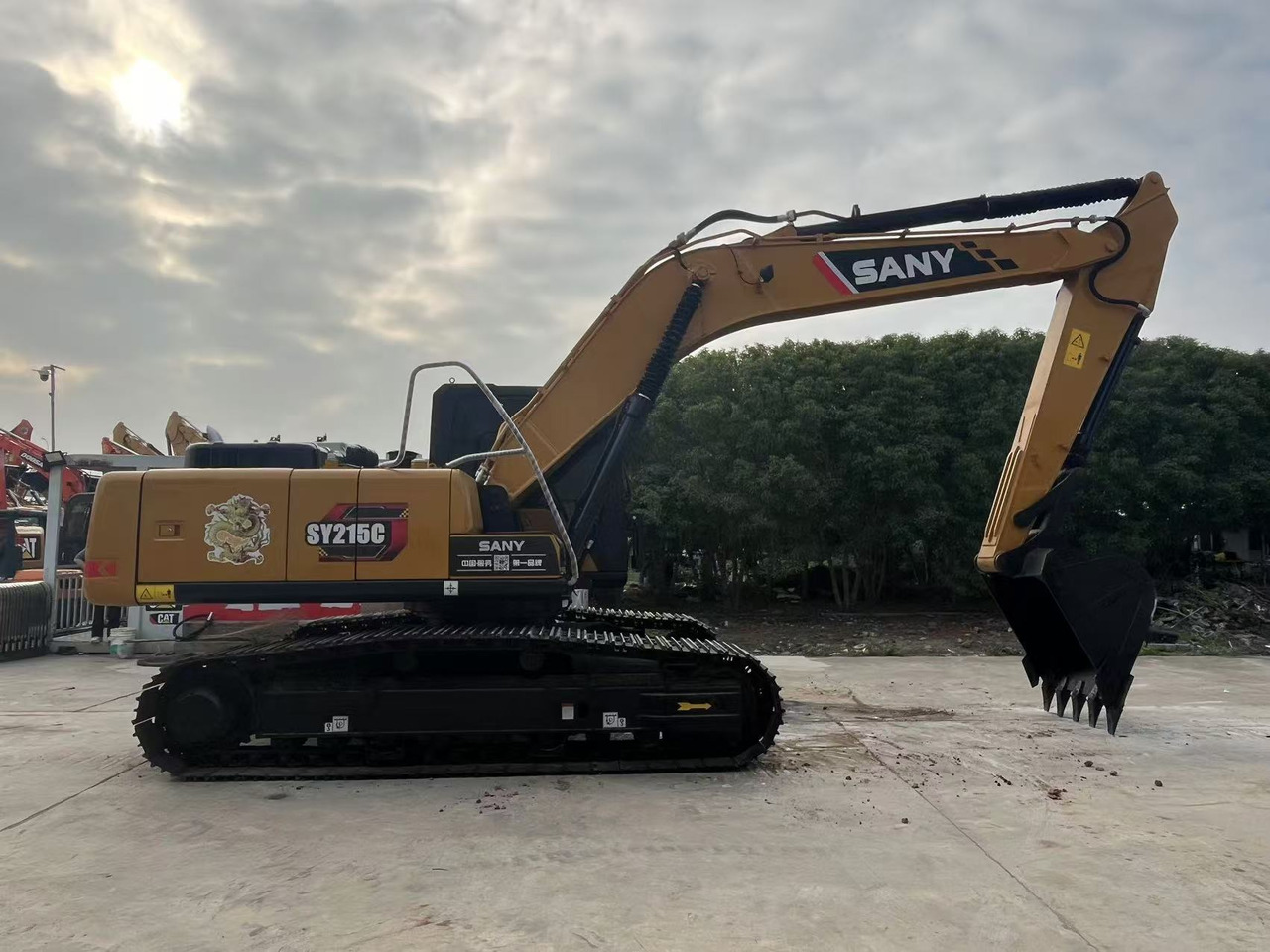 Sany SY215C Used Excavator Mitsubishi Engine - Гусеничный экскаватор: фото 1 Sany SY215C Used Excavator Mitsubishi Engine - Гусеничный экскаватор: фото 1