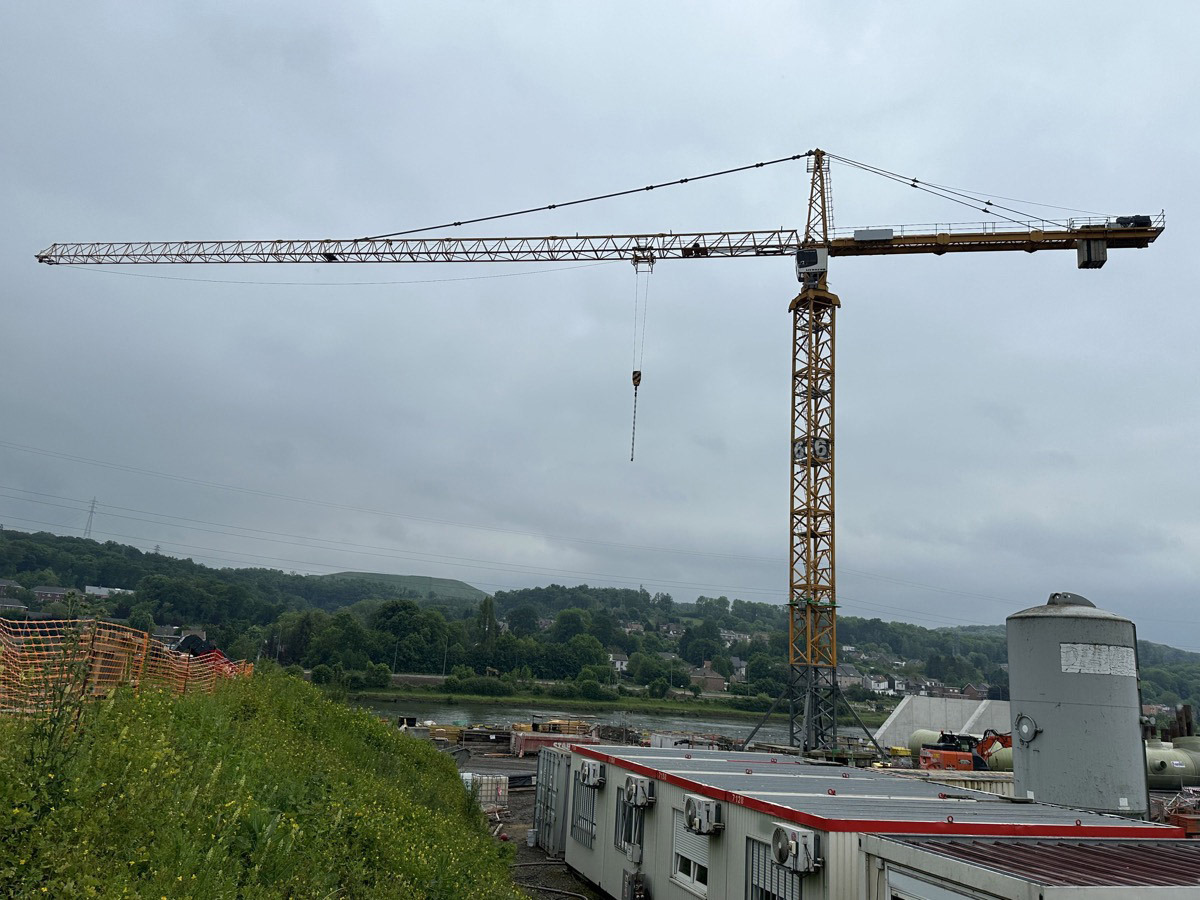 LIEBHERR 420 EC-H 16 Litronic - Башенный кран: фото 1 LIEBHERR 420 EC-H 16 Litronic - Башенный кран: фото 1