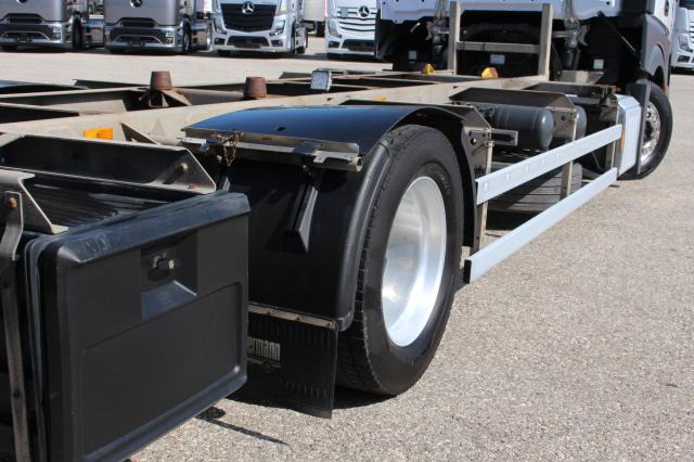 Mercedes-Benz Actros 1845 L nR - Грузовик-контейнеровоз/ Сменный кузов: фото 5 Mercedes-Benz Actros 1845 L nR - Грузовик-контейнеровоз/ Сменный кузов: фото 5