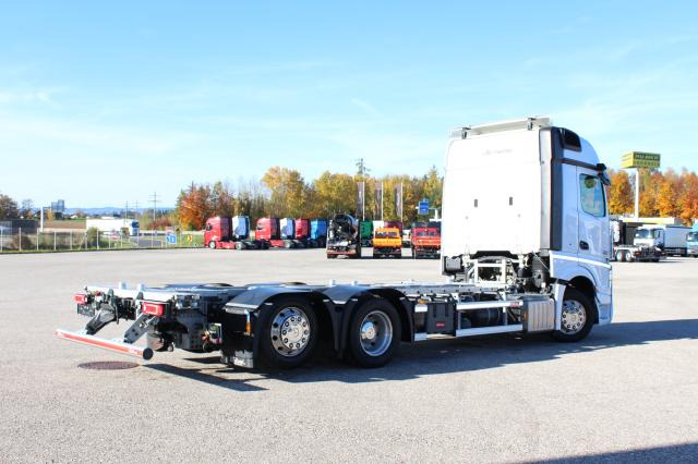 Mercedes-Benz Actros 2548LL HUBRAHMEN - Грузовик-контейнеровоз/ Сменный кузов: фото 3 Mercedes-Benz Actros 2548LL HUBRAHMEN - Грузовик-контейнеровоз/ Сменный кузов: фото 3