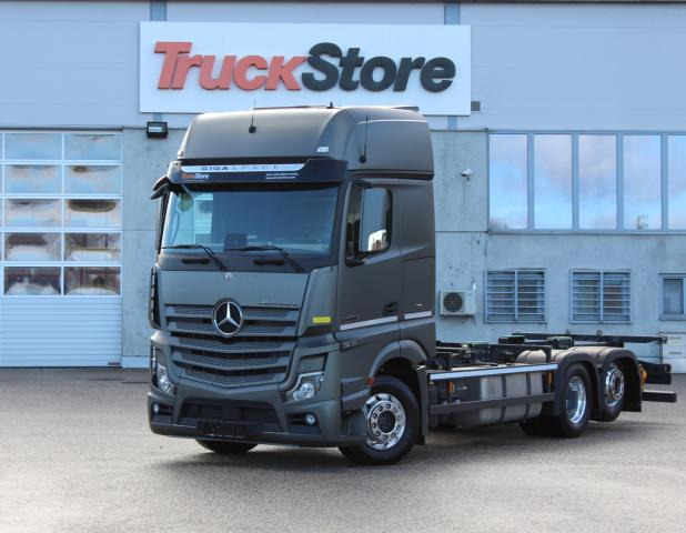 Mercedes-Benz Actros 2552LL ENA - Грузовик-контейнеровоз/ Сменный кузов: фото 1 Mercedes-Benz Actros 2552LL ENA - Грузовик-контейнеровоз/ Сменный кузов: фото 1