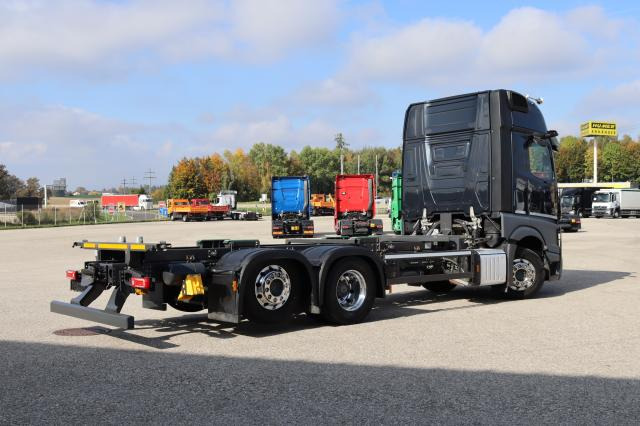 Mercedes-Benz Actros 2553 L - Грузовик-контейнеровоз/ Сменный кузов: фото 3 Mercedes-Benz Actros 2553 L - Грузовик-контейнеровоз/ Сменный кузов: фото 3