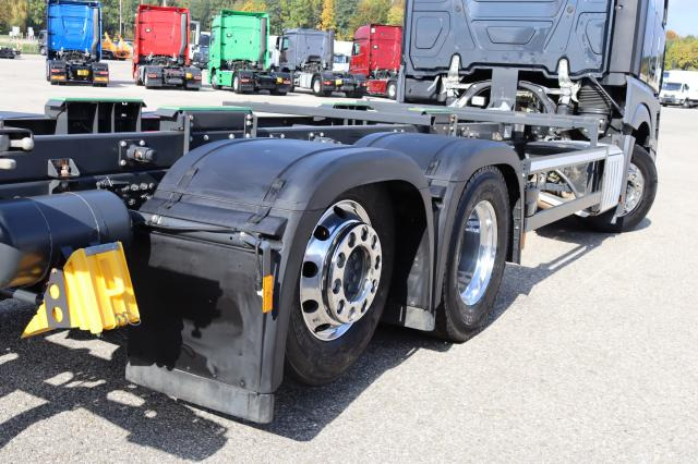 Mercedes-Benz Actros 2553 L - Грузовик-контейнеровоз/ Сменный кузов: фото 5 Mercedes-Benz Actros 2553 L - Грузовик-контейнеровоз/ Сменный кузов: фото 5