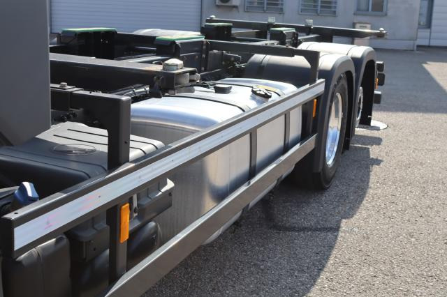 Mercedes-Benz Actros 2553 L - Грузовик-контейнеровоз/ Сменный кузов: фото 4 Mercedes-Benz Actros 2553 L - Грузовик-контейнеровоз/ Сменный кузов: фото 4