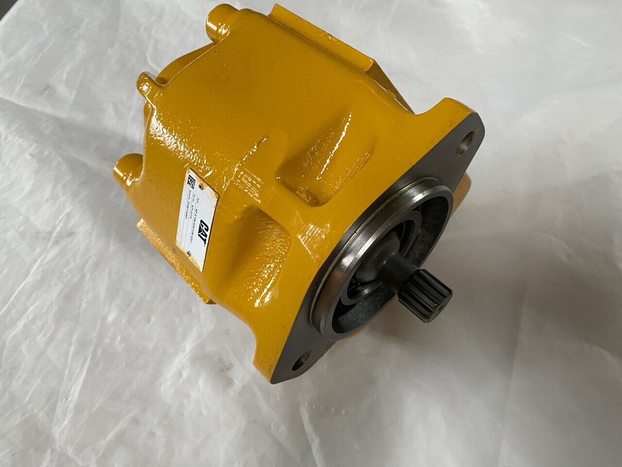O&K Terex Caterpillar Geared pump 2403122 1459388 471-5775 - Система охлаждения для Грузовиков: фото 1 O&K Terex Caterpillar Geared pump 2403122 1459388 471-5775 - Система охлаждения для Грузовиков: фото 1