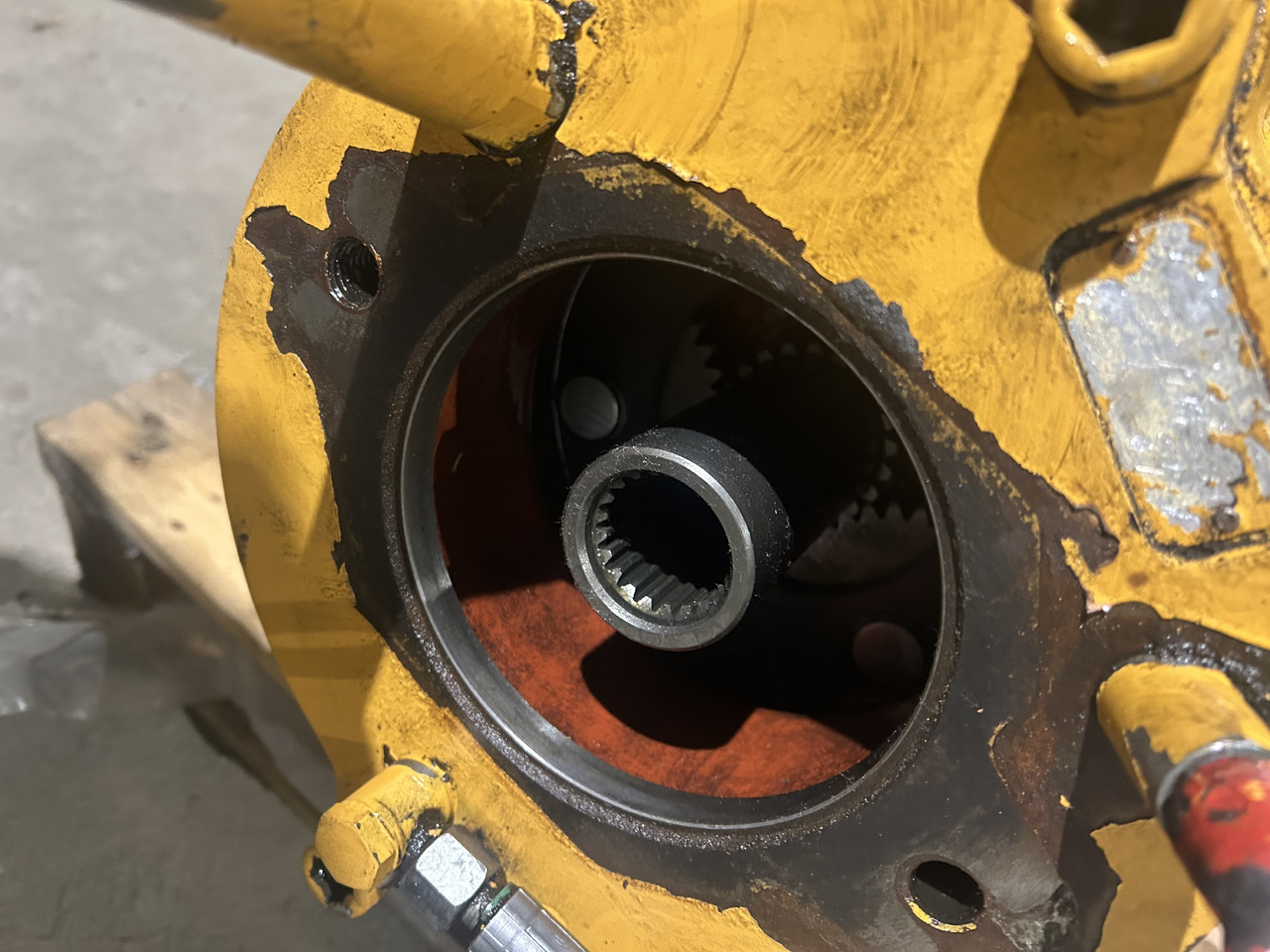 LIEBHERR R914 R924 - Поворотный редуктор для Экскаваторов: фото 4 LIEBHERR R914 R924 - Поворотный редуктор для Экскаваторов: фото 4