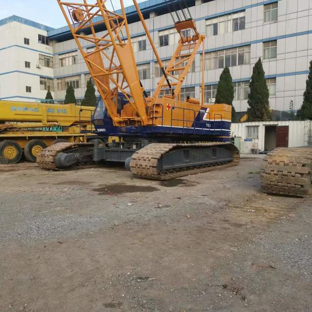 2005 KOBELCO 7150 - Гусеничный кран: фото 1 2005 KOBELCO 7150 - Гусеничный кран: фото 1