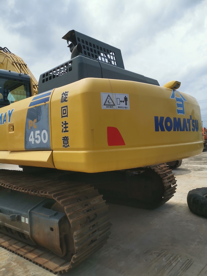 Komatsu PC450 - Гусеничный экскаватор: фото 3 Komatsu PC450 - Гусеничный экскаватор: фото 3