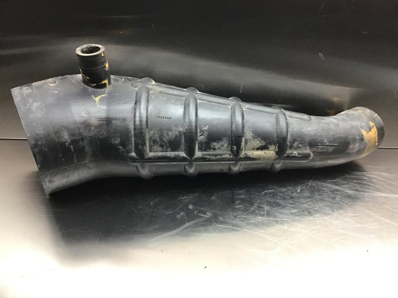 Liebherr Air Filter Hose - Впускная труба: фото 2 Liebherr Air Filter Hose - Впускная труба: фото 2