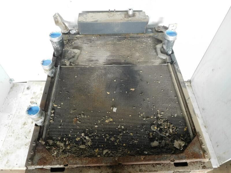 Liebherr Combined Radiator - Радиатор: фото 1 Liebherr Combined Radiator - Радиатор: фото 1