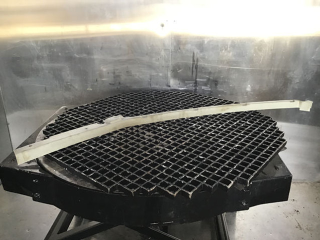 Liebherr Cover Front Right - Бампер: фото 1 Liebherr Cover Front Right - Бампер: фото 1