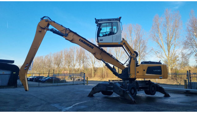 Liebherr LH30 M - Перегружатель: фото 1 Liebherr LH30 M - Перегружатель: фото 1