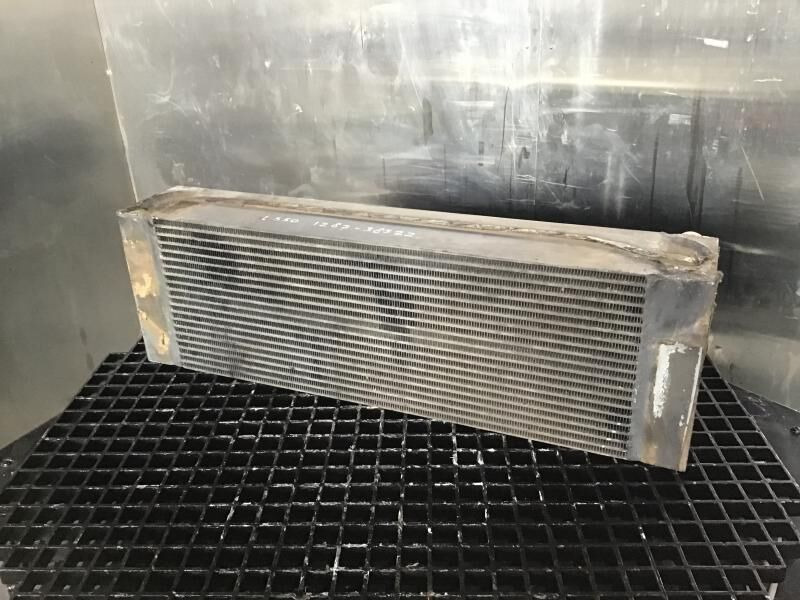 Liebherr Oil Cooler - Масляный радиатор: фото 3 Liebherr Oil Cooler - Масляный радиатор: фото 3