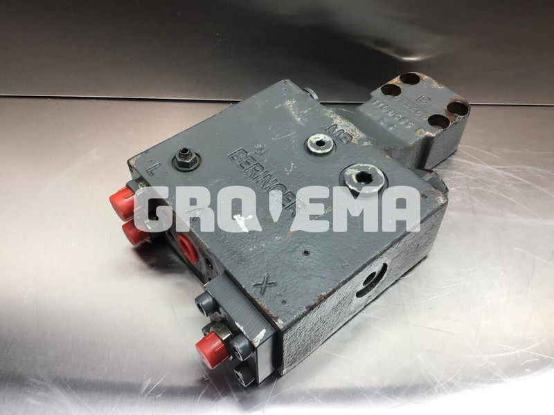 Liebherr R914B / A904C Li / A924C Li / A924B Li / A924 li / A914 Li / A934B Li / A914B Li / R914 / R924 / R924 B / R922 Li - Гидравлика: фото 2 Liebherr R914B / A904C Li / A924C Li / A924B Li / A924 li / A914 Li / A934B Li / A914B Li / R914 / R924 / R924 B / R922 Li - Гидравлика: фото 2