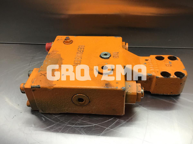 Liebherr R914B / A904C Li / A924C Li / A924B Li / A924 li / A914 Li / A934B Li / A914B Li / R914 / R924 / R924 B / R922 Li - Гидравлика: фото 3 Liebherr R914B / A904C Li / A924C Li / A924B Li / A924 li / A914 Li / A934B Li / A914B Li / R914 / R924 / R924 B / R922 Li - Гидравлика: фото 3