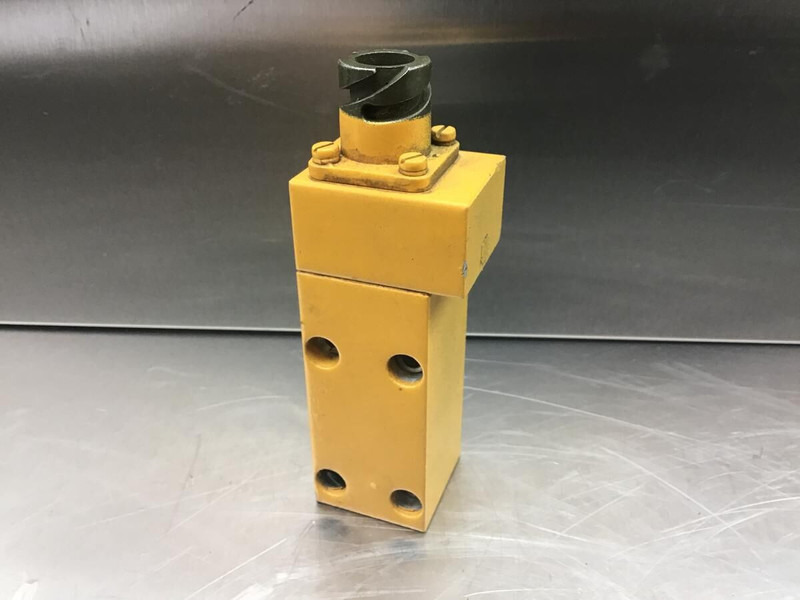 Liebherr R952 Li / R974B / A954 Li / R974 / R962 HD / R962 LC / R954 / R964 - Коробка передач: фото 2 Liebherr R952 Li / R974B / A954 Li / R974 / R962 HD / R962 LC / R954 / R964 - Коробка передач: фото 2