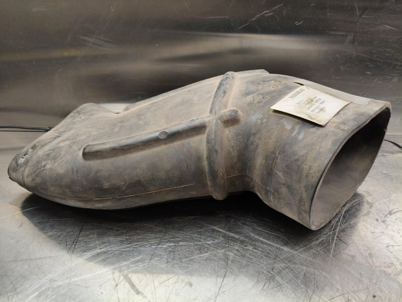 Liebherr R954C - Впускная труба: фото 1 Liebherr R954C - Впускная труба: фото 1