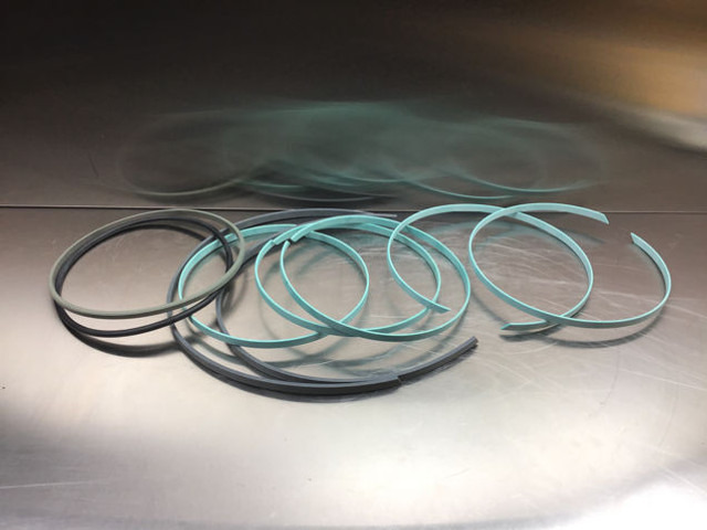 Liebherr Seal Kit - Запчасти: фото 1 Liebherr Seal Kit - Запчасти: фото 1