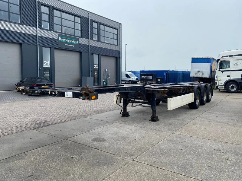 Krone SDC 27 / Container Chassis / BPW + Drum / Lift Axle - Полуприцеп-контейнеровоз/ Сменный кузов: фото 4 Krone SDC 27 / Container Chassis / BPW + Drum / Lift Axle - Полуприцеп-контейнеровоз/ Сменный кузов: фото 4