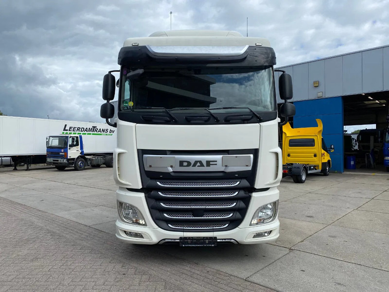DAF XF 106.450 SC / Automatic / Euro 6 - Тягач: фото 2 DAF XF 106.450 SC / Automatic / Euro 6 - Тягач: фото 2