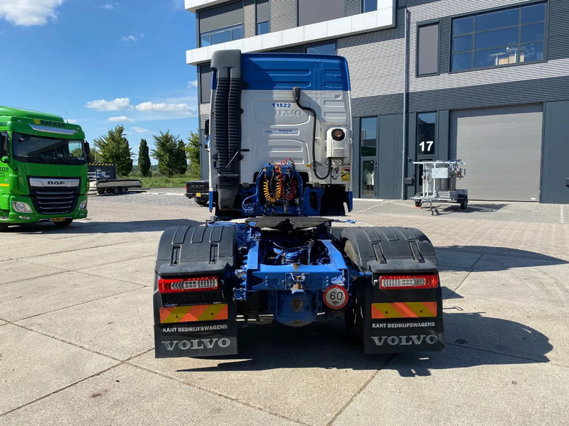 Volvo FH 13.420 Globetrotter / ADR + PTO / Stand Airco - Тягач: фото 5 Volvo FH 13.420 Globetrotter / ADR + PTO / Stand Airco - Тягач: фото 5