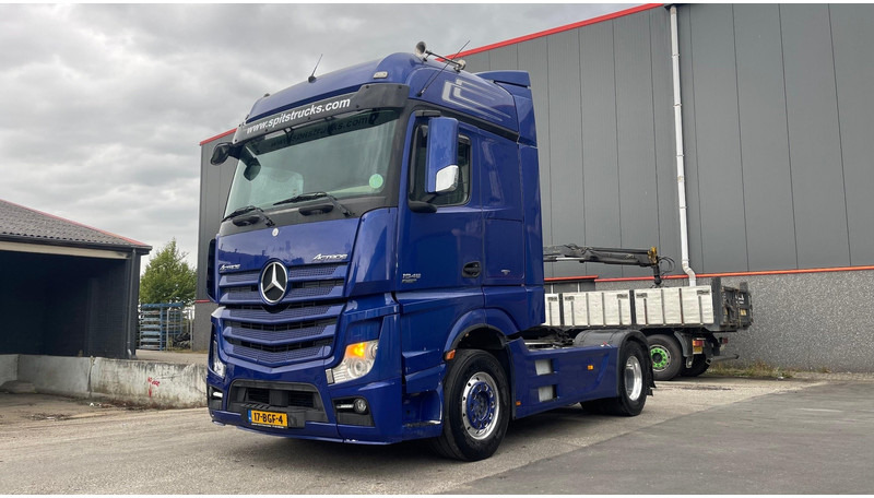 Mercedes-Benz Actros 1945 ADR + Full Spoilers + Koelkast - Тягач: фото 1 Mercedes-Benz Actros 1945 ADR + Full Spoilers + Koelkast - Тягач: фото 1