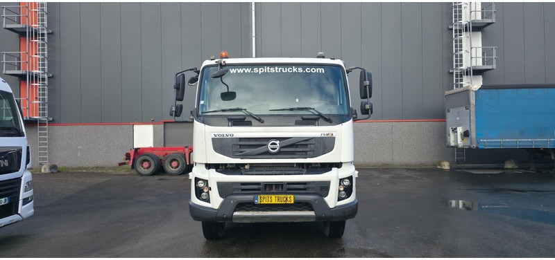 Volvo FMX 410 9m3 + LIEBHERR - Автобетоносмеситель: фото 2 Volvo FMX 410 9m3 + LIEBHERR - Автобетоносмеситель: фото 2