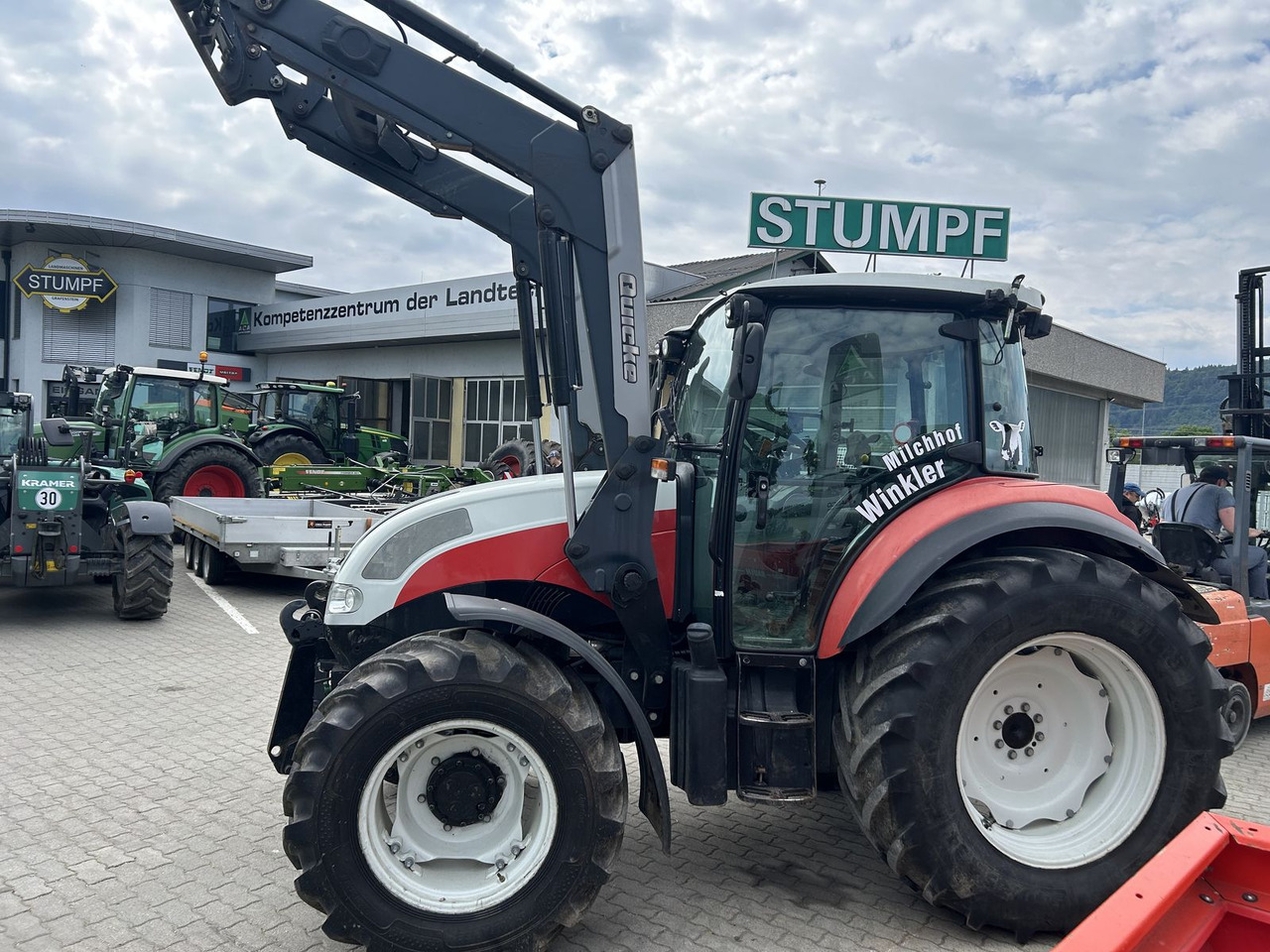 Steyr 4105 Kompakt ET Basis - Трактор: фото 4 Steyr 4105 Kompakt ET Basis - Трактор: фото 4
