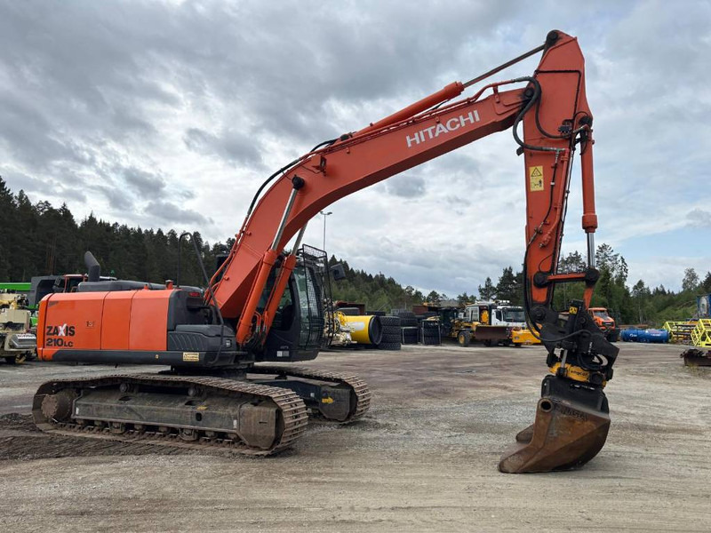 Hitachi ZX 210 LC-5 B - Гусеничный экскаватор: фото 2 Hitachi ZX 210 LC-5 B - Гусеничный экскаватор: фото 2