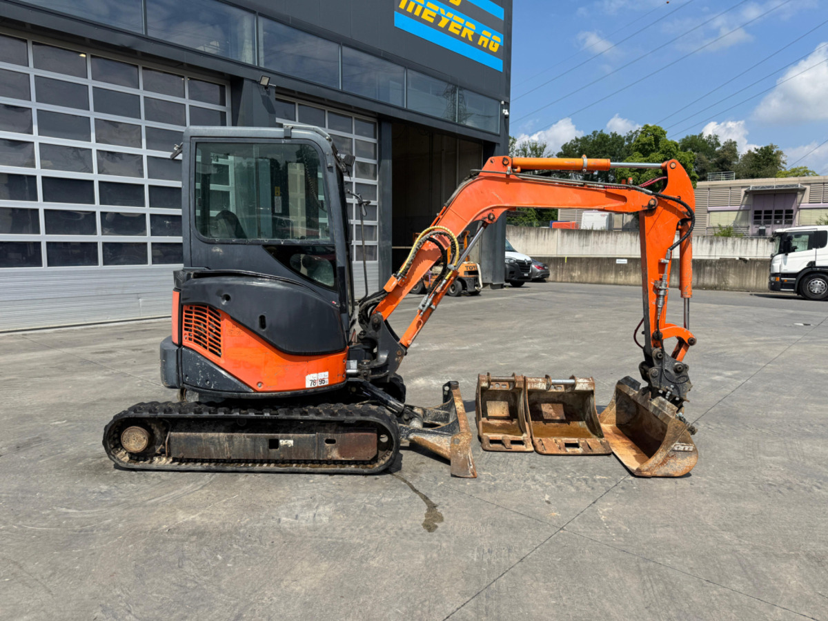HITACHI Zaxis 30U-2 CSR - Гусеничный экскаватор: фото 3 HITACHI Zaxis 30U-2 CSR - Гусеничный экскаватор: фото 3