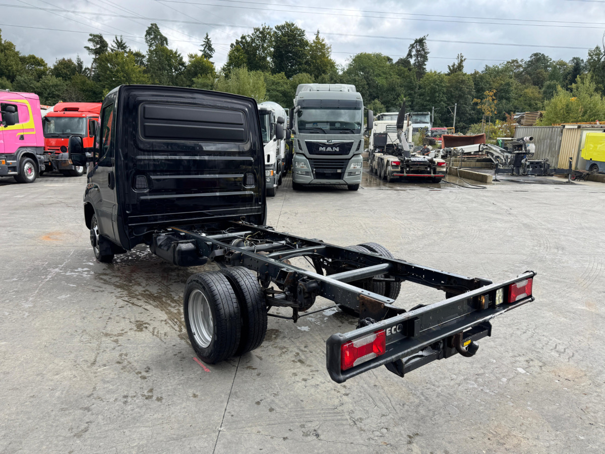 IVECO 35C21 Daily - Грузовик-шасси: фото 5 IVECO 35C21 Daily - Грузовик-шасси: фото 5