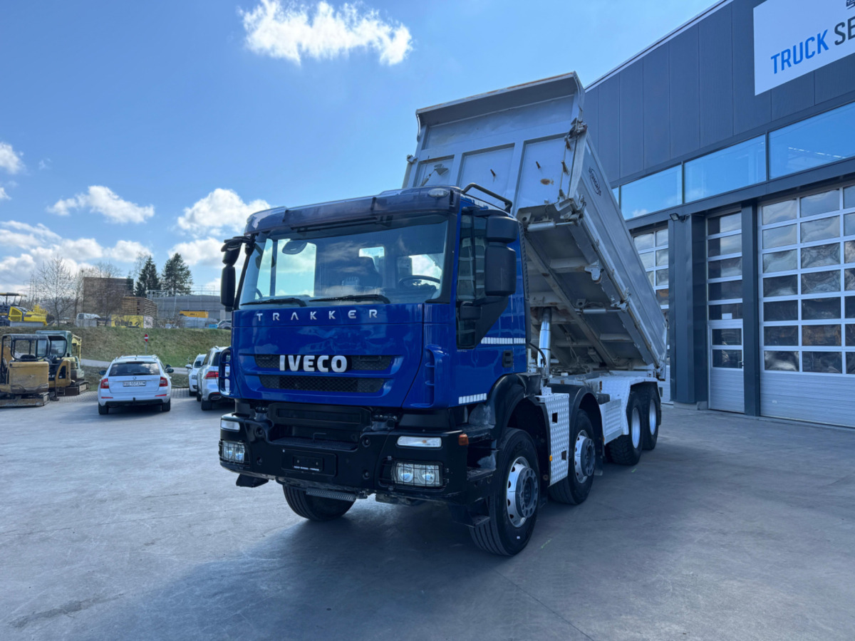 IVECO Trakker 450 8x4 3-Seitenkipper Moser - Самосвал: фото 4 IVECO Trakker 450 8x4 3-Seitenkipper Moser - Самосвал: фото 4