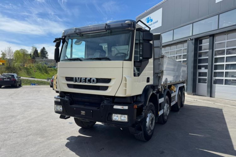 Iveco Trakker 450 8x4 - Самосвал: фото 2 Iveco Trakker 450 8x4 - Самосвал: фото 2