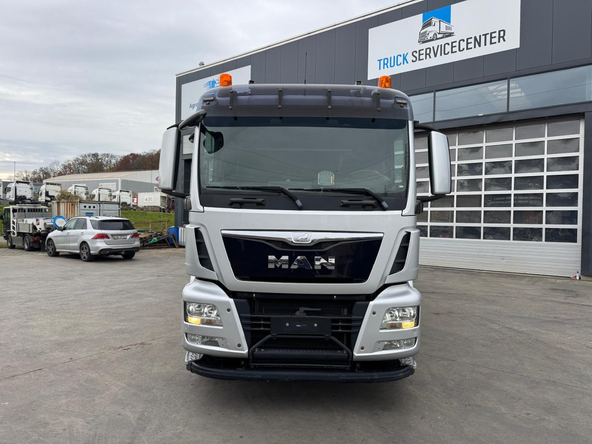 MAN TGS 35.480 8x2-4 H Effer 1355 9-6 - Автоманипулятор: фото 4 MAN TGS 35.480 8x2-4 H Effer 1355 9-6 - Автоманипулятор: фото 4